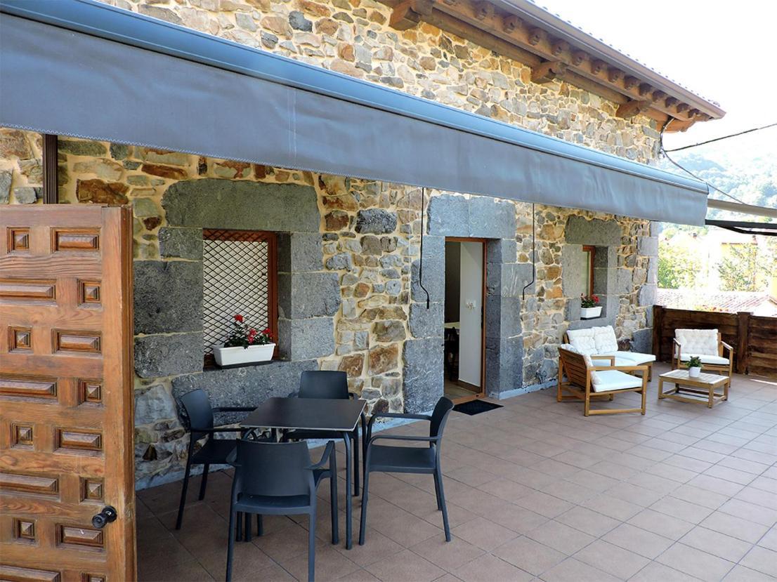Casas Piedra Arredondo